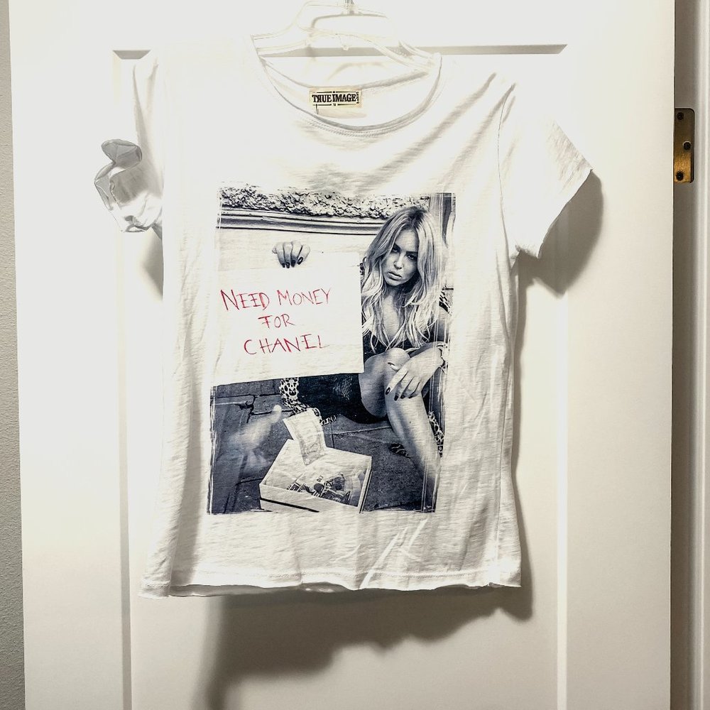 Graphic T-shirt - "Need Money for Chanel" - Size M